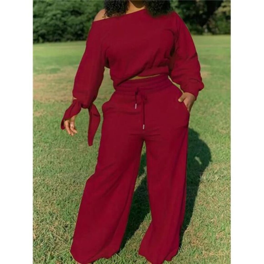 Two-Piece Set Of Oblique Shoulder Sweatshirt And Drawstring Waist Pants
